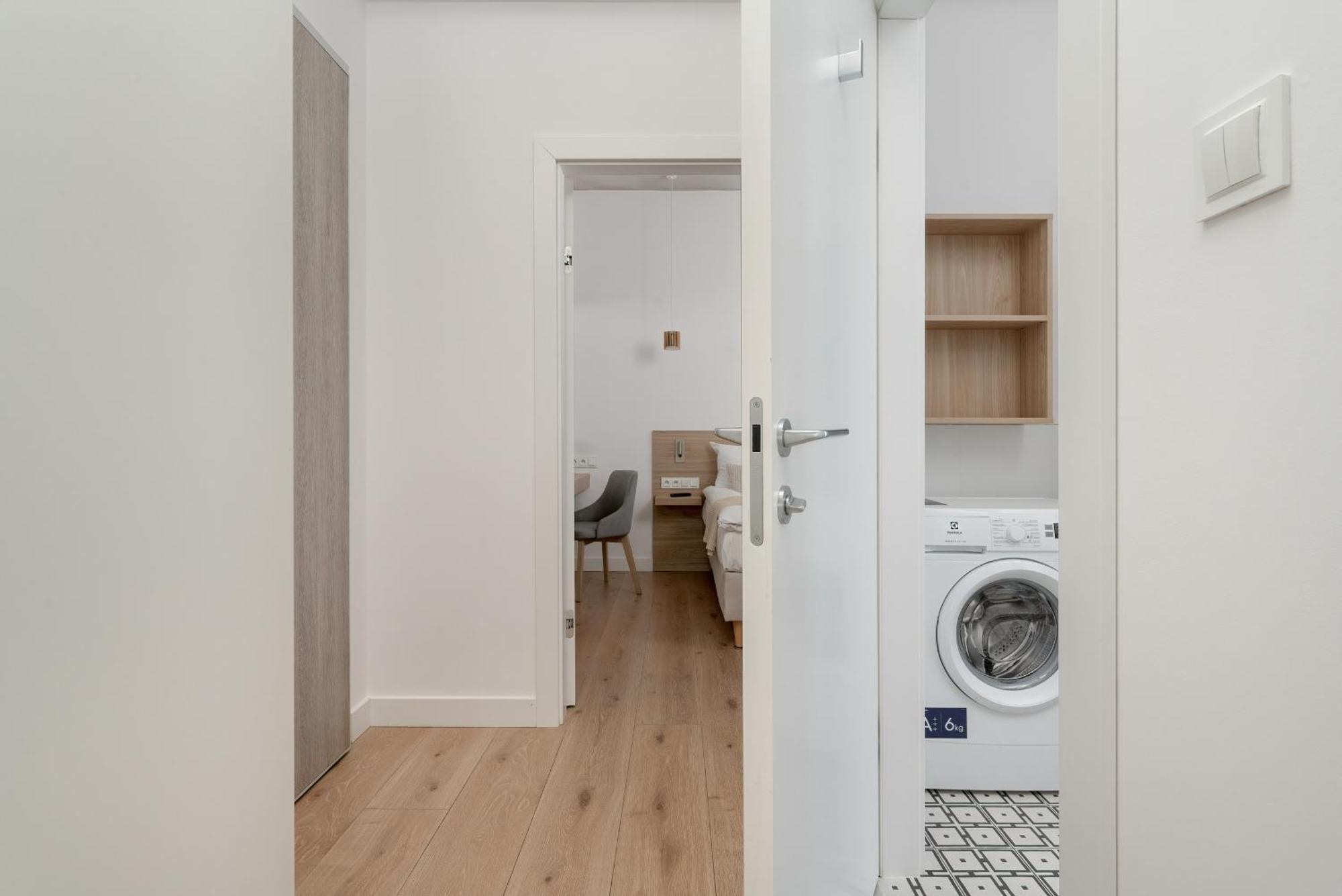 Beautiful White - Beige With Balcony In By Renters Apartment